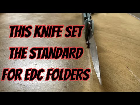 BOOM!! MY FAVORITE KNIFE OF ALL TIME