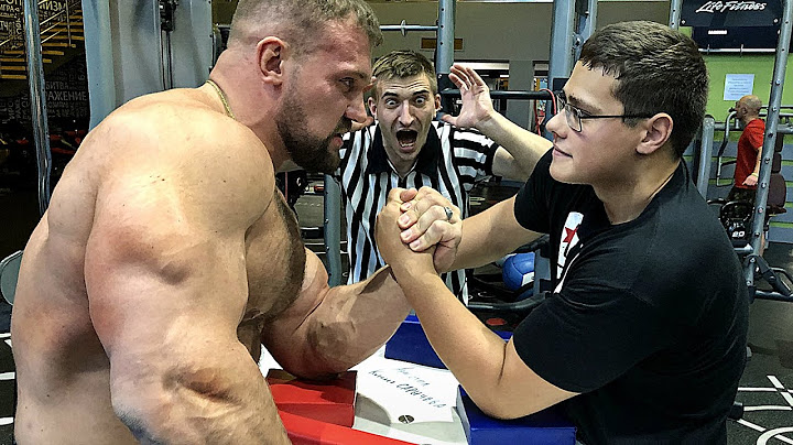 SCHOOLBOY VS RUSSIAN GIANT KIRILL SARYCHEV | ARM WRESTLING