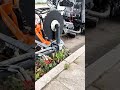 para economizar dinheiro o prefeito da minha cidade comprou uma máquina nova para varrer ruas