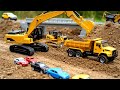 Realistic RC  bulldozer having fun Best RC truck dump truck