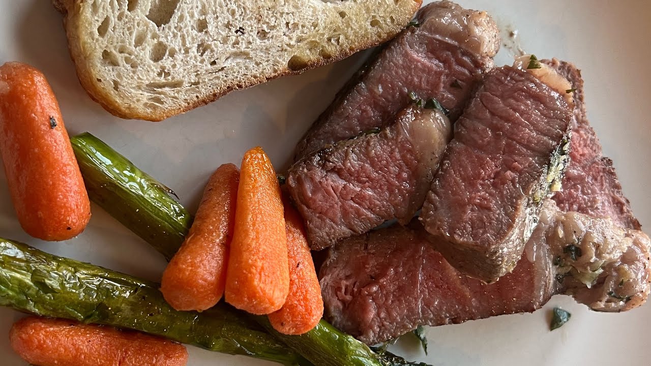 Sous Vide NY Strip Steak in the Deluxe Multi Cooker Pampered Chef