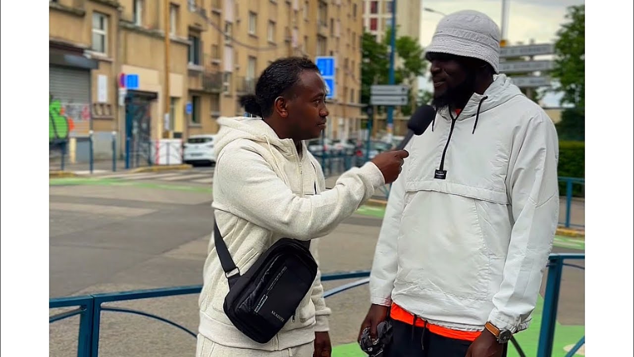 حور مع الأخ أنور راسطه يحكي تجربتو إلي اروبا بعد 5سنين من المعاناة آخذ الإقامه الفرنسيه