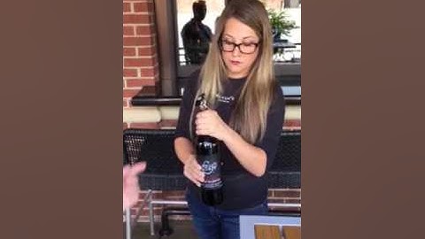 M. Video - Opening a Bottle of Wine Tableside