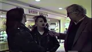 Bernie Sanders interviews Punks (1988)