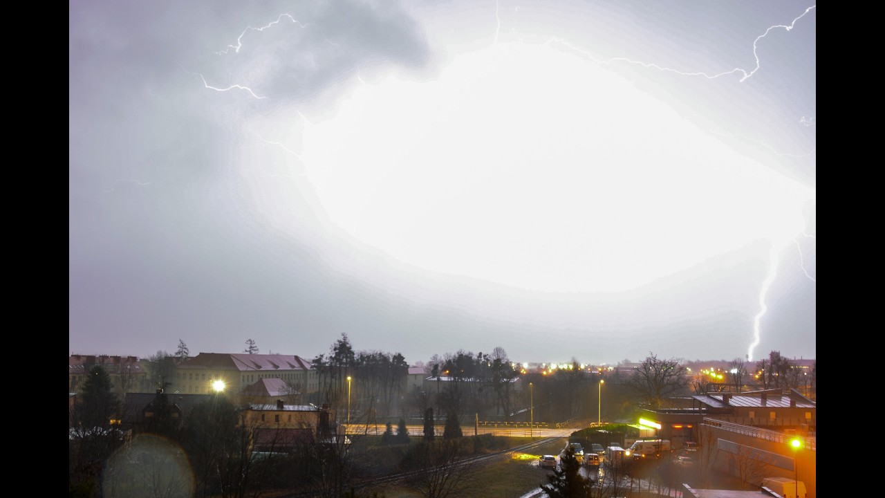 Zimowa burza z piorunami | Układ QLSC | Śrem | 17.02.2022