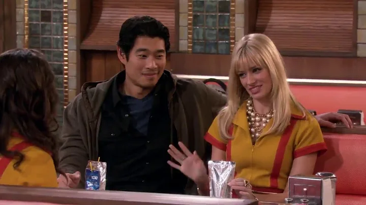 2 Broke Girls – And the One Night Stands clip4