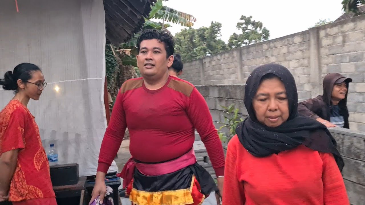 Senin (GAMBIRAN) Sowan Punden NGETREP Live SAMBOYO PUTRO 