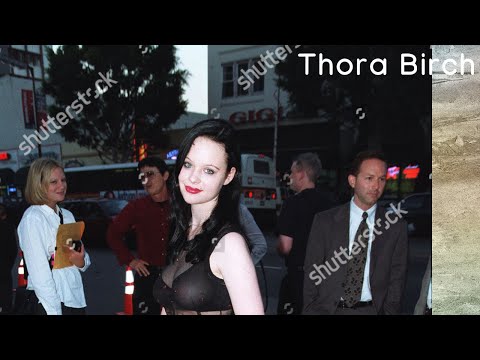 Video: Thora Birch Vermögen: Wiki, Verheiratet, Familie, Hochzeit, Gehalt, Geschwister