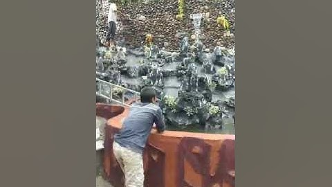 Tường thác nước kết hợp non bộ