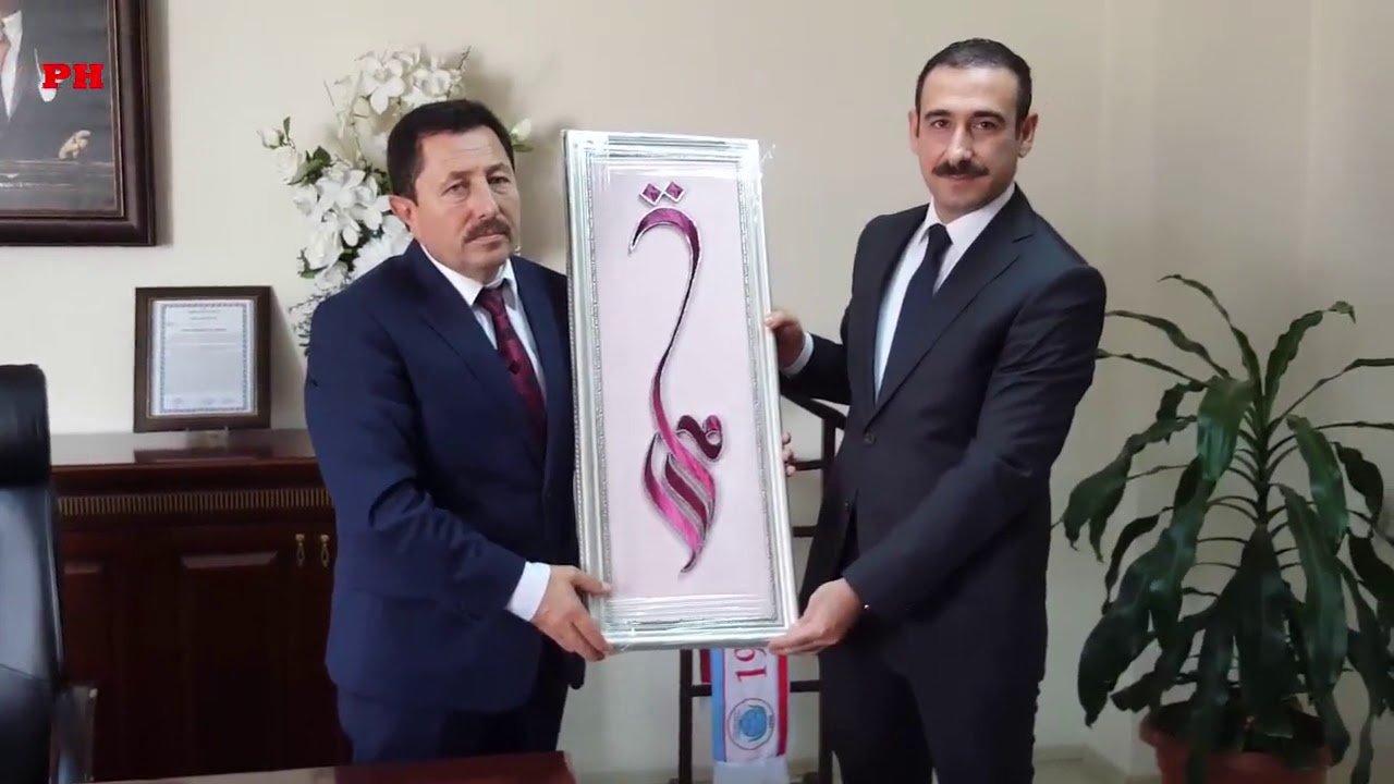 Sakarya Valisi İrfan Balkanlıoğlu Pamukova da muhtarlarla bir araya geldi - YouTube