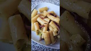 pasta con cipolla  e pesto fresco#pesto #pasta #food #viralshorts @punjabiitachannel
