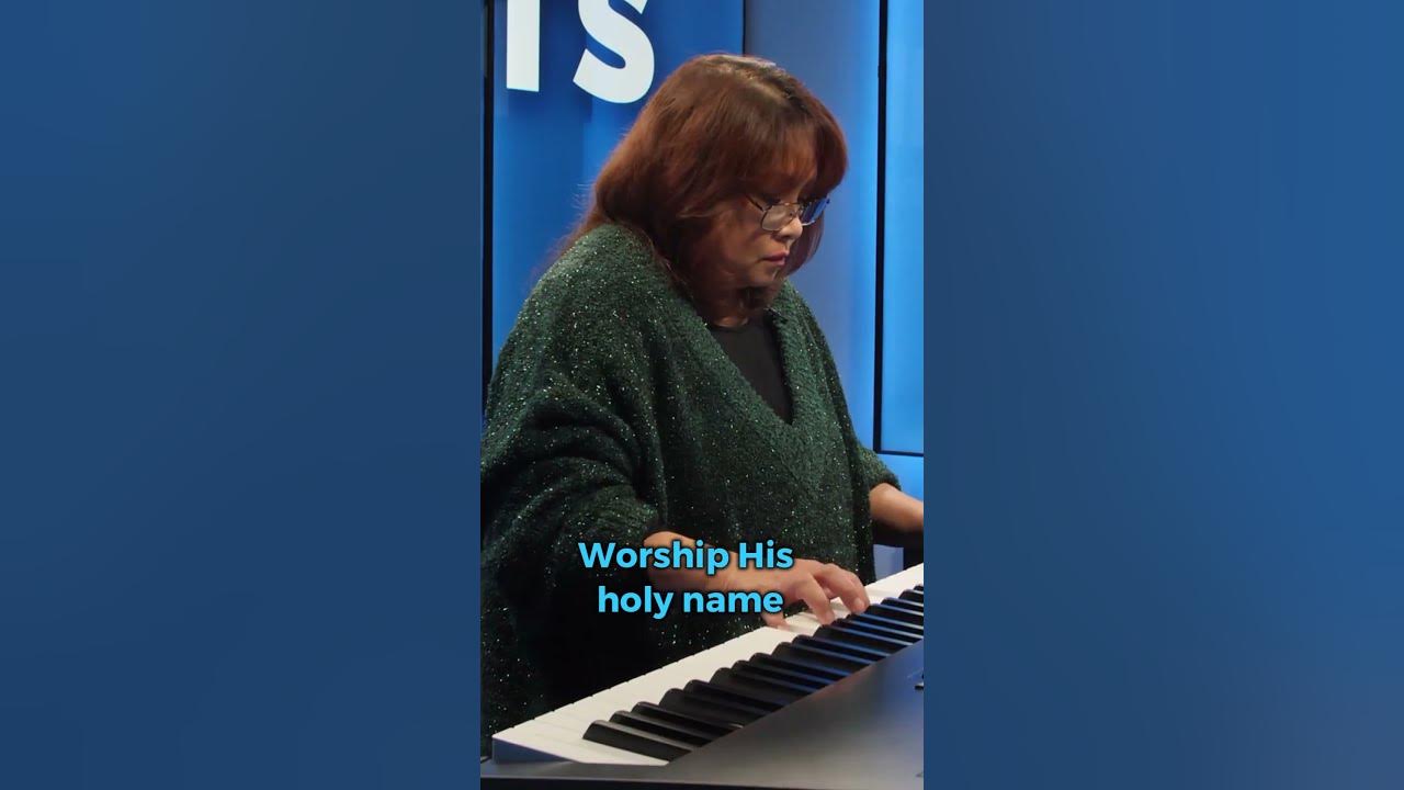 10,000 Reasons (Bless the Lord) by Matt Redman - Piano Instrumental | Praise Hits