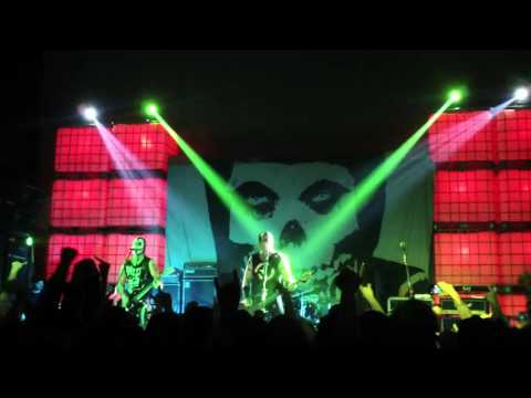 Misfits - Die Die My Darling @C3 Stage, Guadalajara 2016