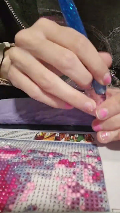 Diamond painting is a great way to relax #diamondpainting #satisfying #relaxing