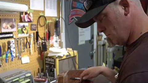 Breedlove Acoustic Guitars: Craftsman Andy McCumber