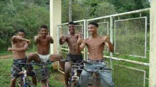 Comédia Os Bizzaros No Sítio