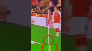 Mesut Özi̇l Adamliği