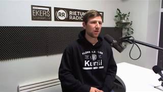 Krūmiņš viesojas Rietumu radio raidījumā 