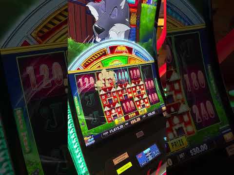 Huge Jackpot on Huff n Puff Palace Edition! #jackpot #casino #vegas