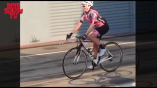 Caduta in bicicletta per Stefania Andriola !!