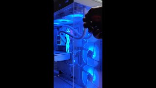 This White Gaming PC Hits Different (RTX 5060 Performance)