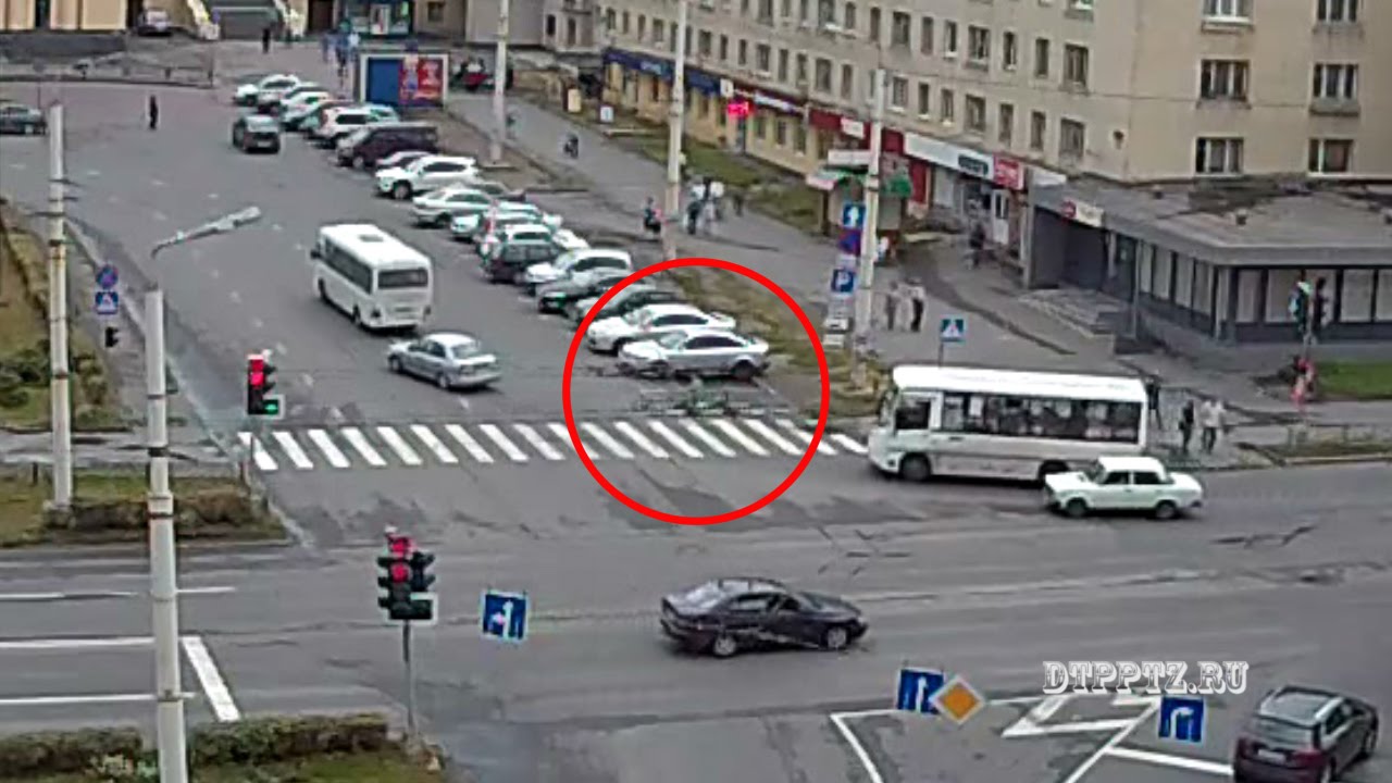 Ларгус сбил пешехода