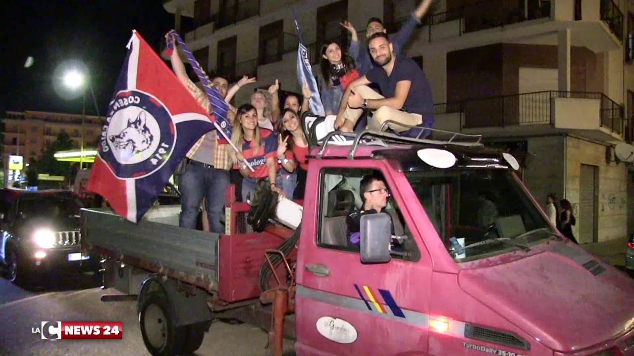 Cosenza festeggia la promozione in serie B