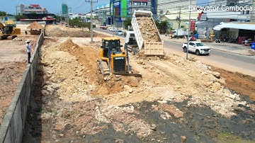 New Update Operator Skill Bulldozer Pushing Soil & Clearing Mud With Truck Dumping Soil