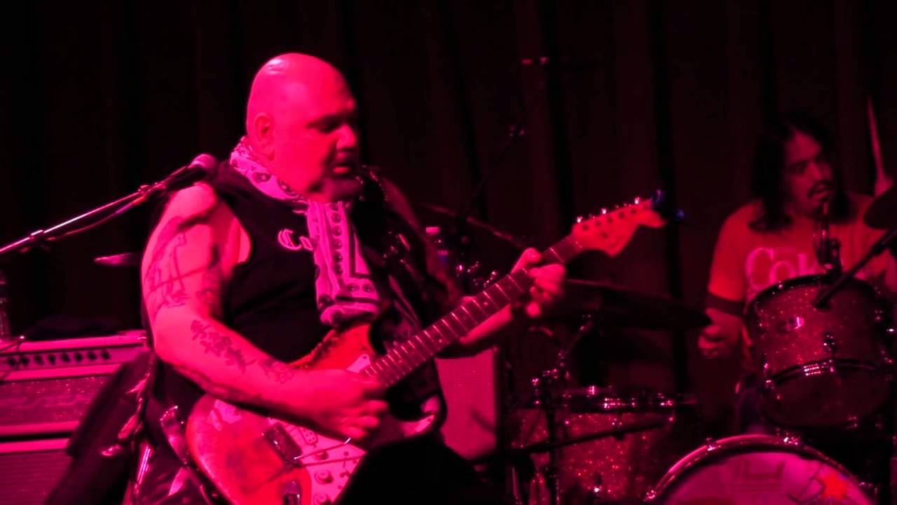 Popa chubby stealing the devils guitar — photo 11