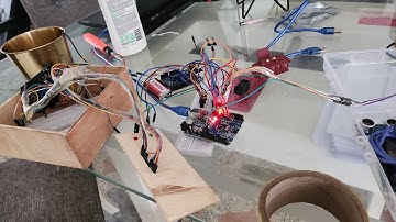 Sistema de Riego con Arduino (sensor de temperatura, humedad, ultrasónico, pantalla LCD, alarma)