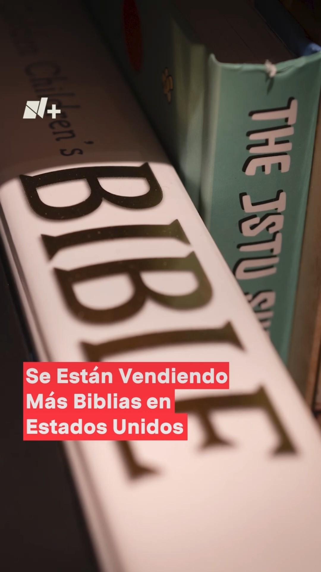 Las ventas de Biblias se disparan en Estados Unidos #nmas #eua #biblia #shorts