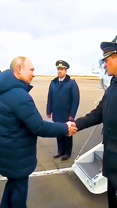 #putin #russia #leader #president #funny #shorts #youtubeshorts Russia Putin Respect Solider