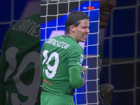 Video Francesco Pio Esposito porta in vantaggio l'Inter a San Siro