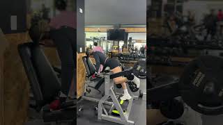 Single leg leg curls in leg extension machine