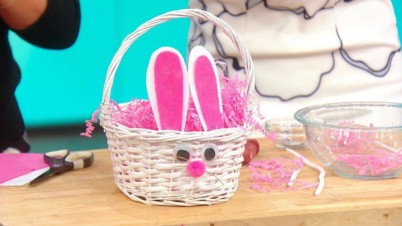 Rachael Ray Makes a Bunny Easter Basket With Eva Amurri Martino (Susan Sarandon