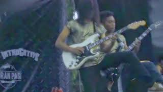 Duel Gitaris Metal Baja Band Mencekam  Kepada Perang Festival Band Rock Indonesia