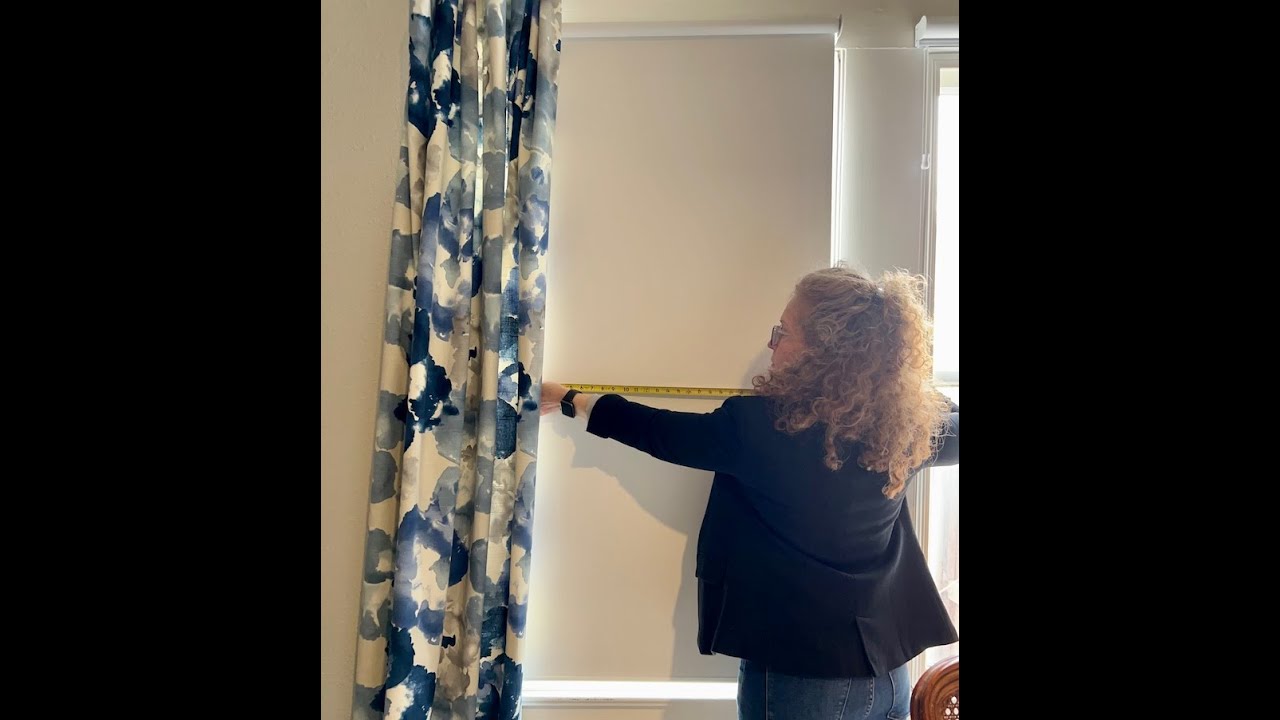 Curtain width guide