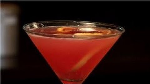 Cocktails & Mixology : How to Make a Grapefruit Drink