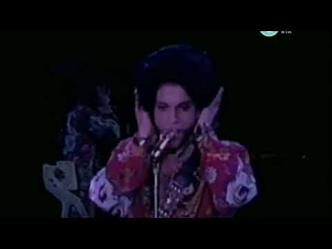 Prince - Purple Rain Interlude/ Live4Love chant - LIVE - Rock In Rio (Rio de Janeiro,Brazil) 1991