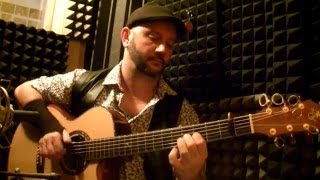 "Can't help falling in love" (Elvis Presley) - Solo Acoustic Guitar by Agustín Amigó chords