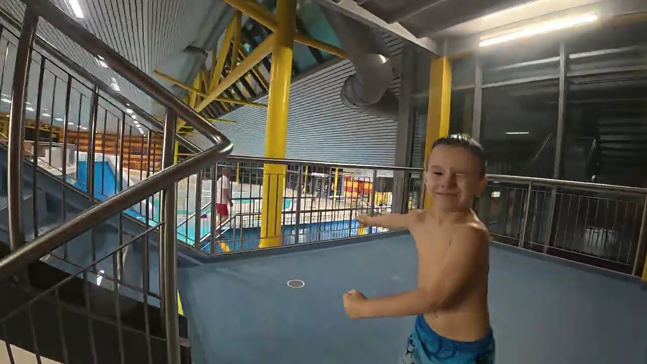 Yellow and red Water Tube Aquacentrum Šutka Praha 