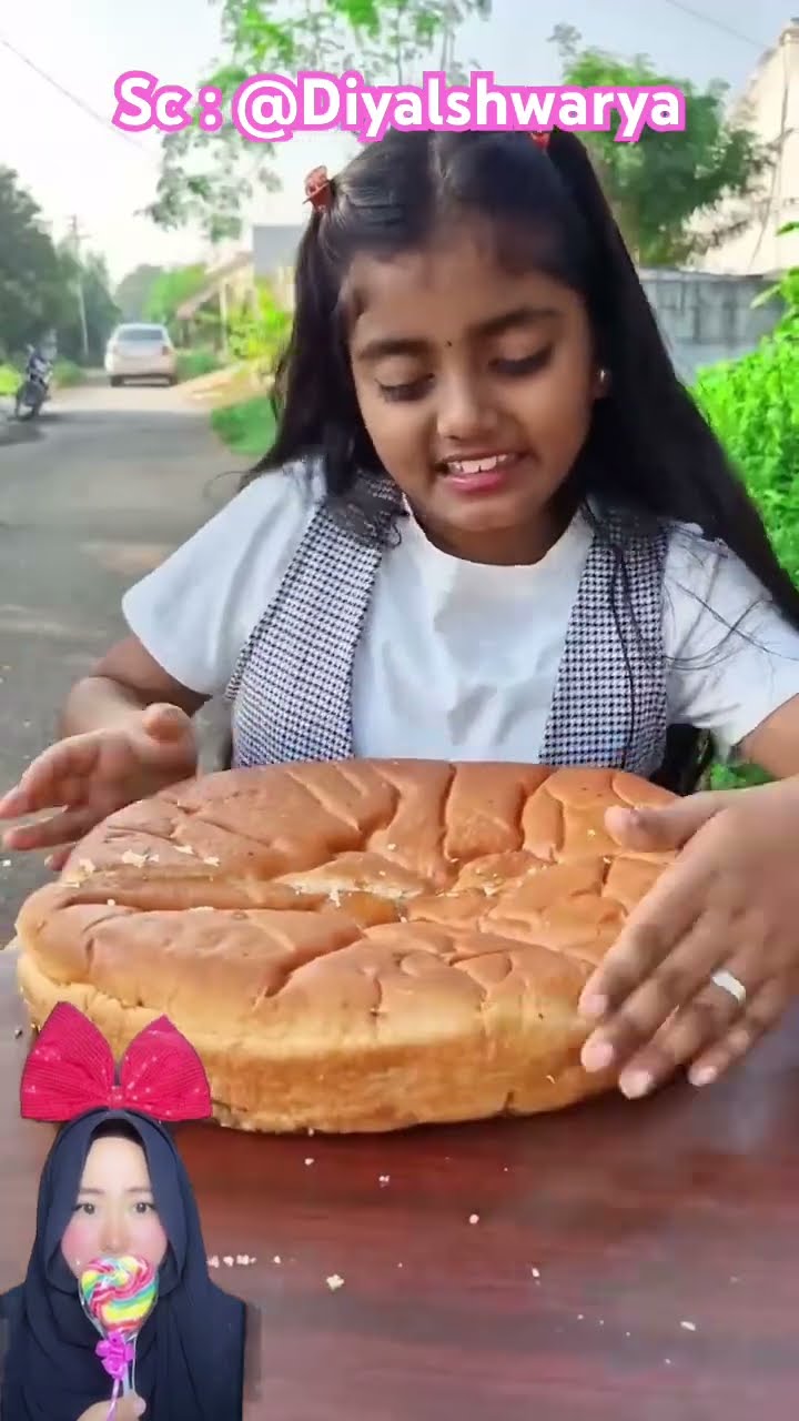 DIA INGIN MAKAN ROTI KAKAK,tapi takut ketahuan ⁉️pakai Trik Potong Tengah Aja?@Diyalshwarya #shorts