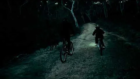 Riding In The Dark / KING CURLY