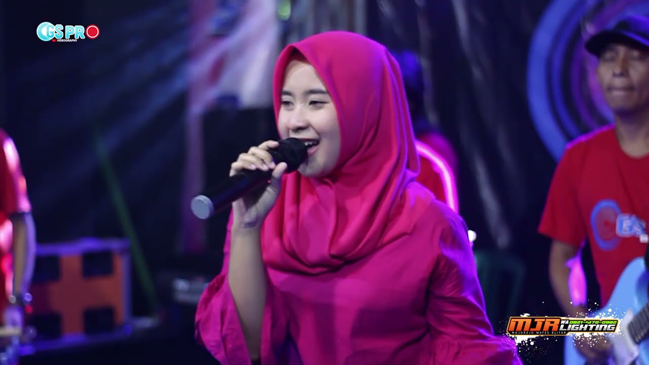 Renika Putri - Cinta Hitam || Merinding Denger Suaranya [OFFICIAL]