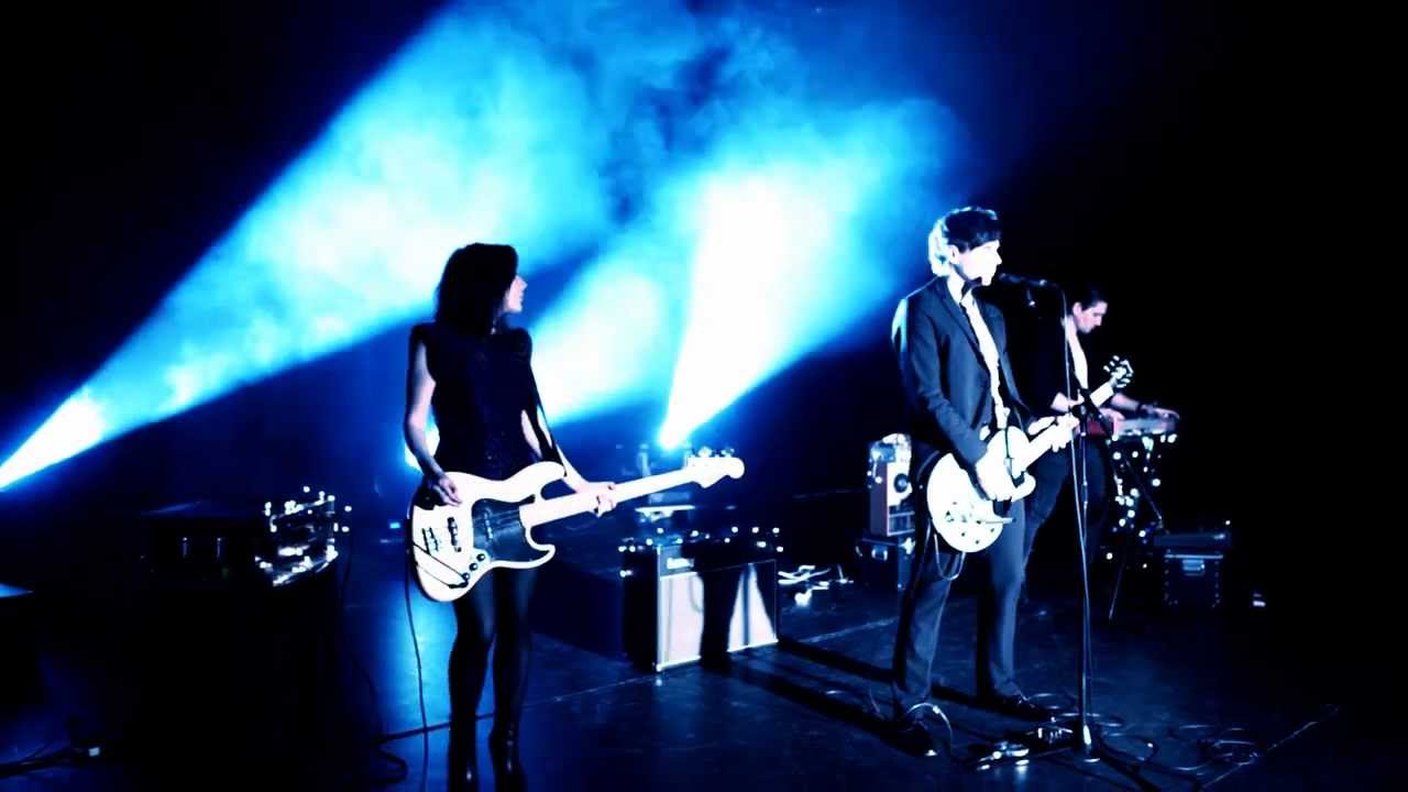 Scarlet Soho - 'When The Lights Go Out'