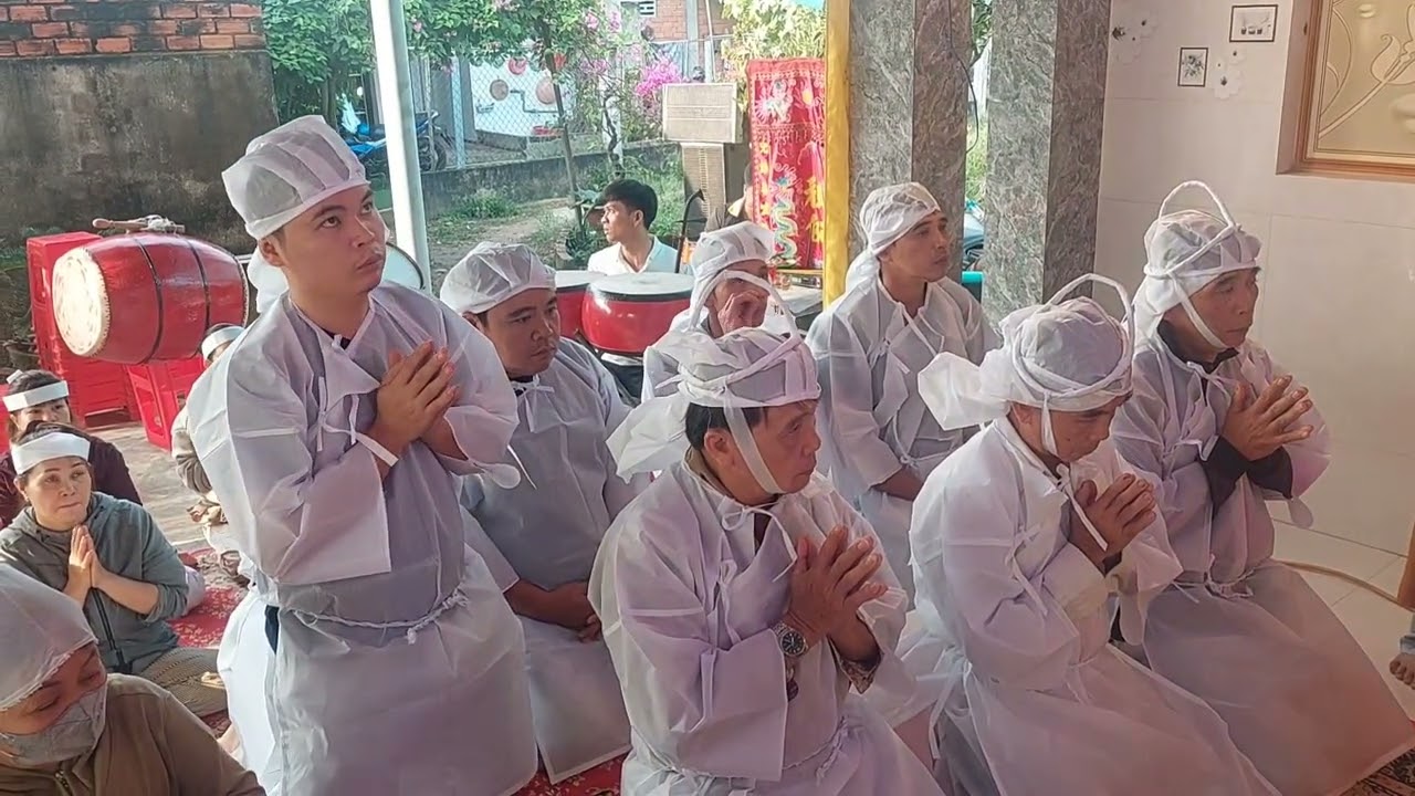 Lễ tang cụ ông Trần Văn phát 89 tuổi ấp vĩnh trị xã nhuận phú TÂN tình Vĩnh Long 