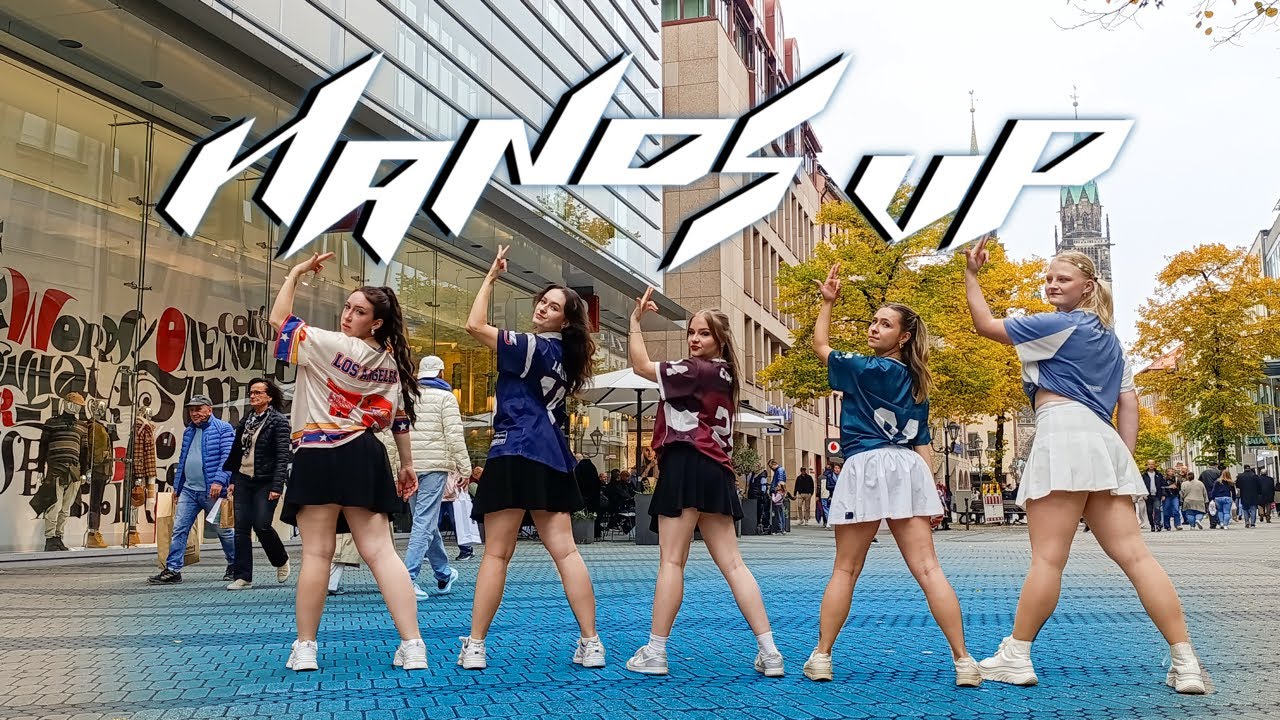 [KPOP IN PUBLIC] MEOVV - Hands Up ★ SuperNova