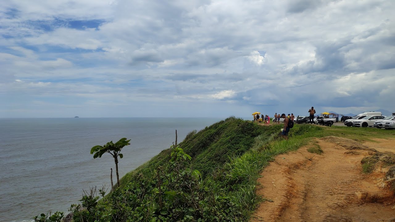 Vista de cima no morro de Paranabuco Itanhaém SP 🇧🇷