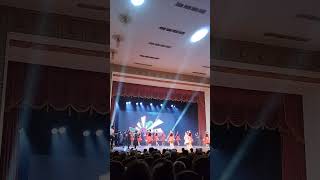 картинка: На концерте в филармонии