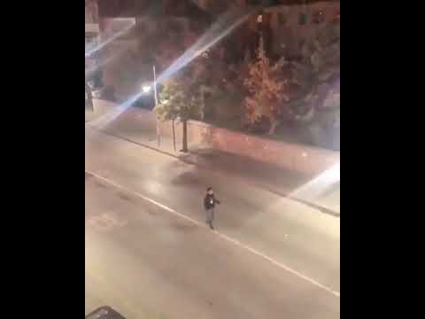 Sevgilisinden Ayrıldı Sokağında